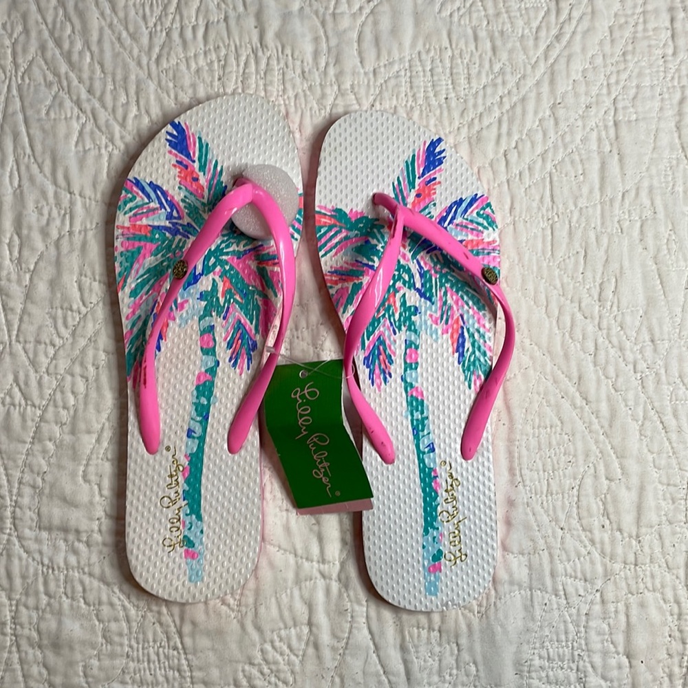 Lilly Pulitzer Flip Flops size 9/10